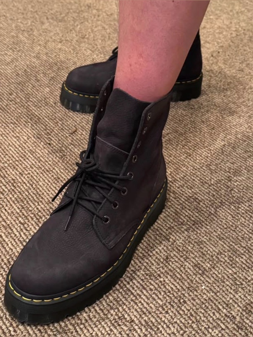 Dr martens JADON III Pisa
Leather Platform Boots, EU48